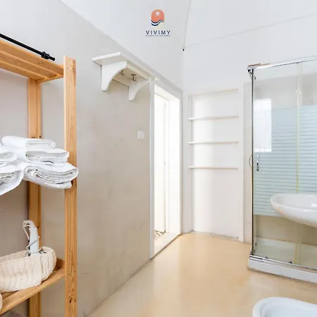 Palazzo Grassi By Vivimy Gallipolli