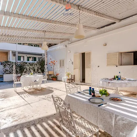 Palazzo Grassi By Vivimy 3* Gallipoli