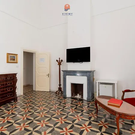 Palazzo Grassi By Vivimy Πανσιόν 3*